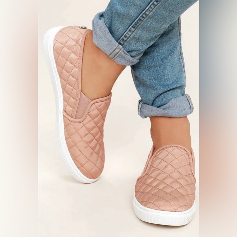 Steve Madden Endell Slip On Pink Smokey Mauve Quilted Sneakers Tennis Shoes